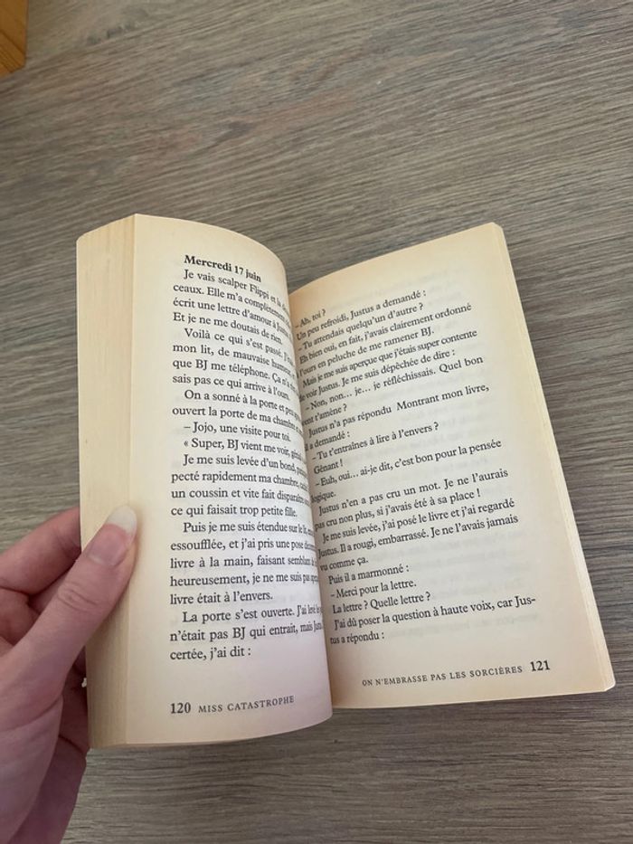 Lot de livre les romans de Julie - photo numéro 5