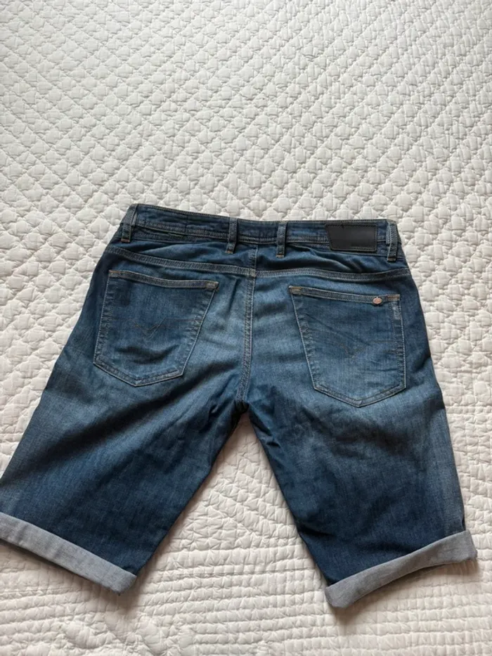 Short en jean Diesel - photo numéro 5