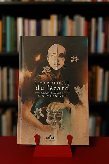 L’Hypothèse du Lézard – Alan Moore (sans jaquette, très bon état)