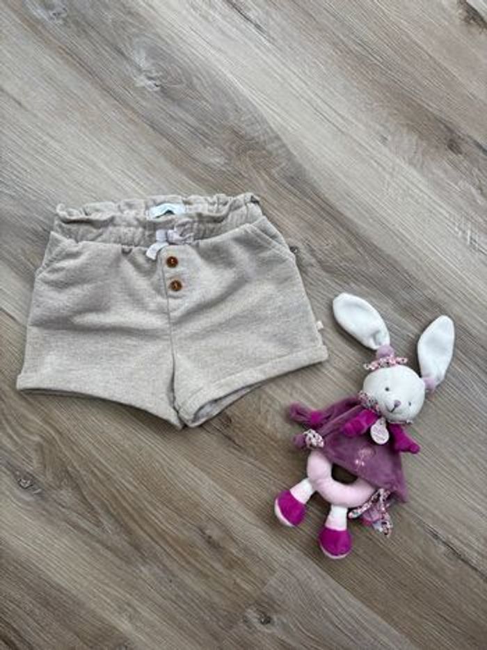 Short pailleté taille 24 mois