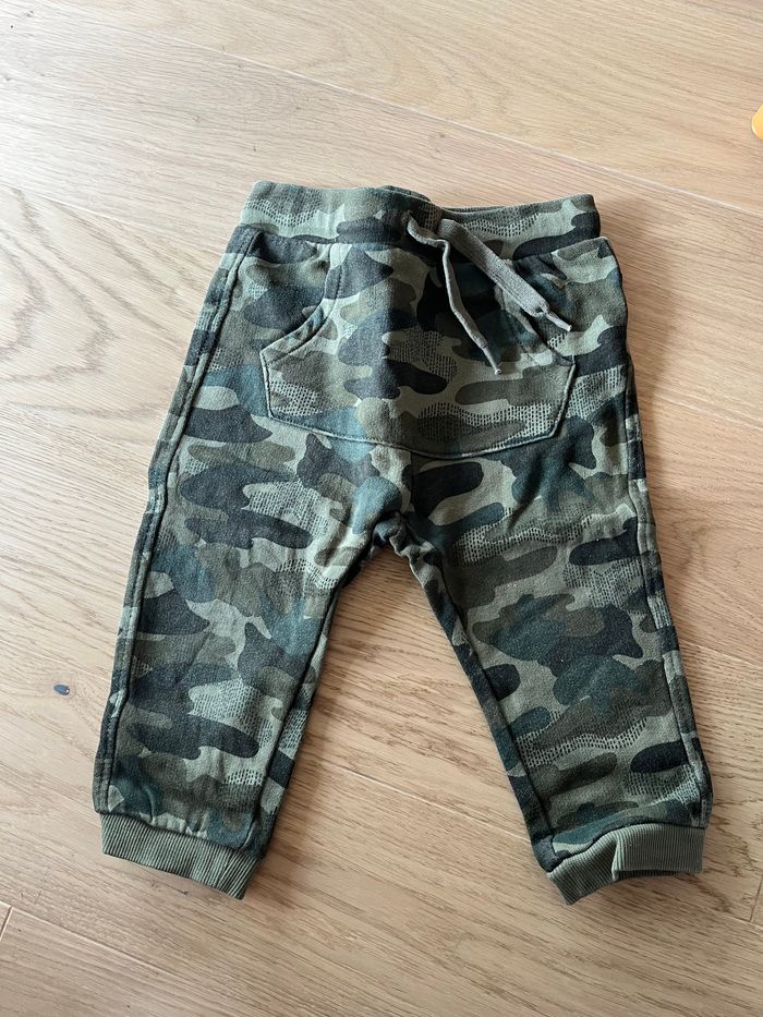 Lot 10 vêtements 18M - photo numéro 6