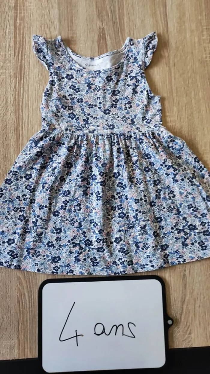 robe taille 4 ans