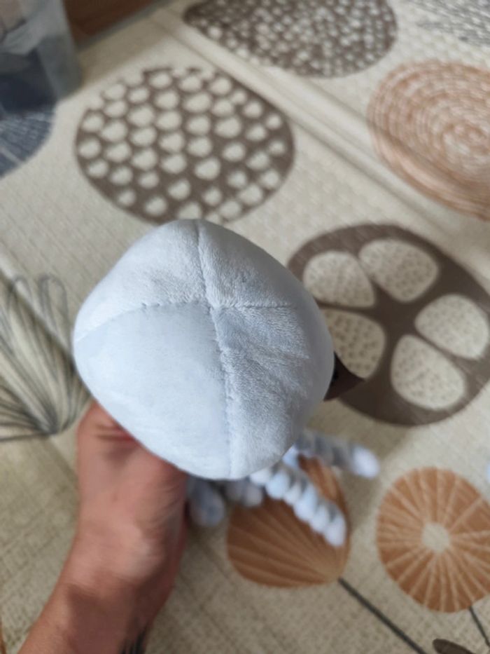 Doudou peluche pieuvre Nattou poulpe bleu clair blanc n2 - photo numéro 2