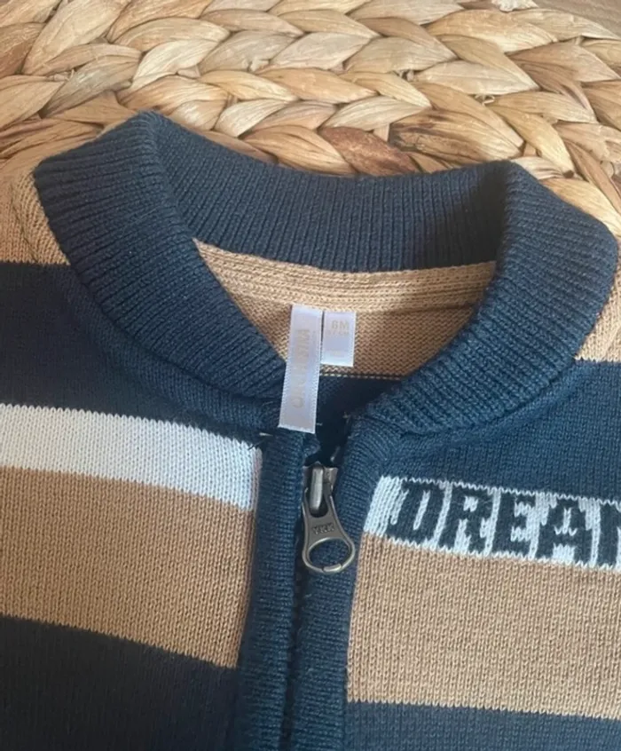 Gilet neuf - photo numéro 3