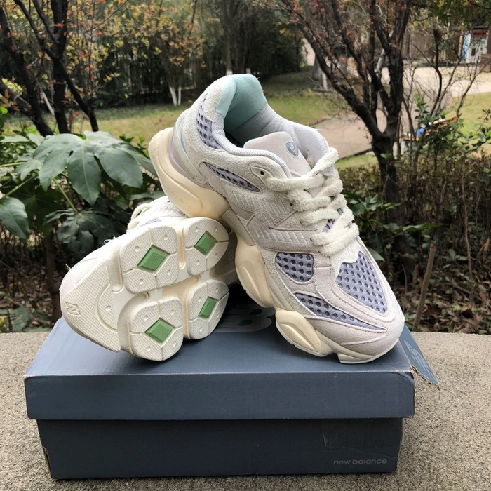 New Balance 9060 Beige 39.5 - photo numéro 2