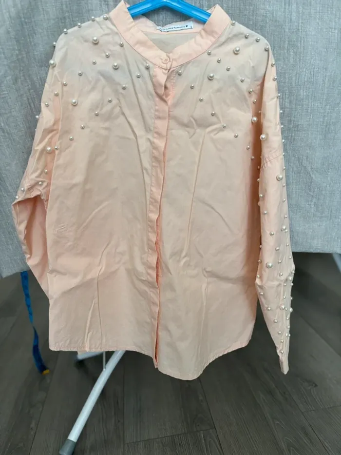 Chemise oversized avec perles blanches - photo numéro 5