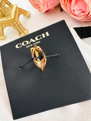 🔤Bague Coach New York dorée classique