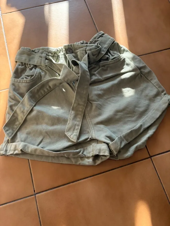 Short femme 32 - photo numéro 2