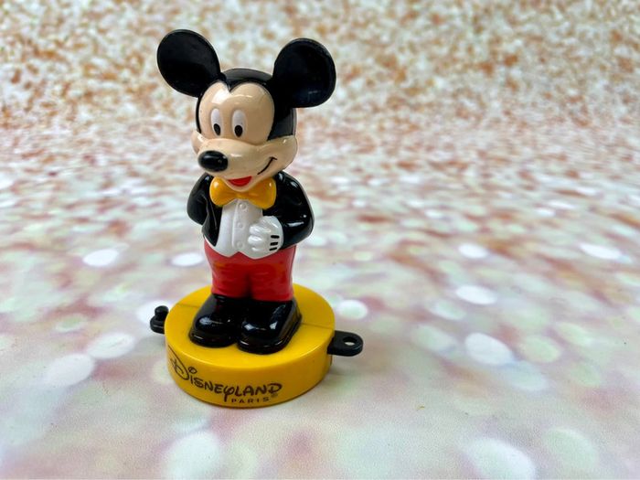 Figurine Disneyland Paris Mickey Mouse - photo numéro 2