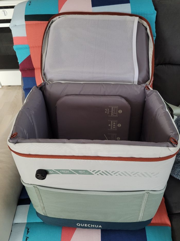 glacière autogonflante queshua 25L (35e) - photo numéro 2