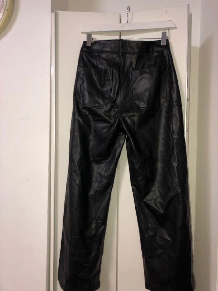 Pantalon habillée similicuir Zara . Taille M - photo numéro 8