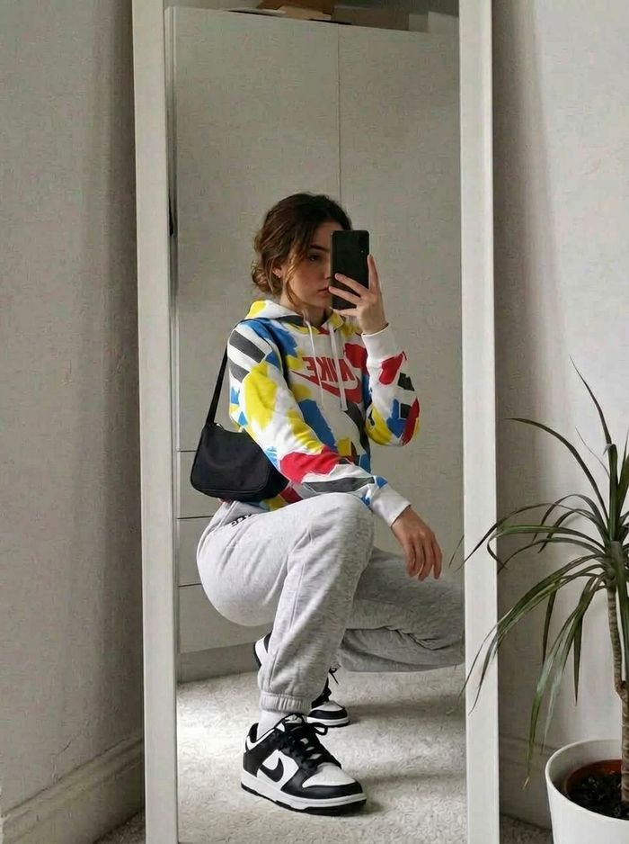 Pull Nike - photo numéro 1