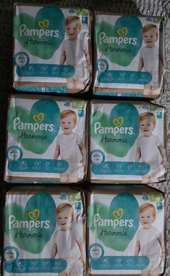 Couches Pampers Harmonie taille 6x6