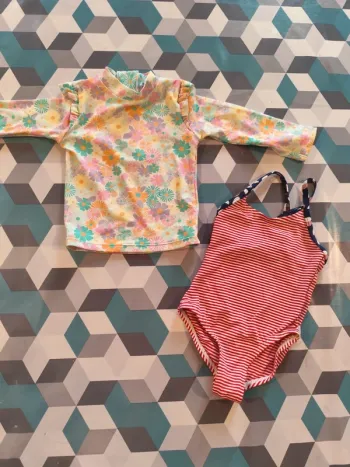 Lot maillot de bain 6 mois fille