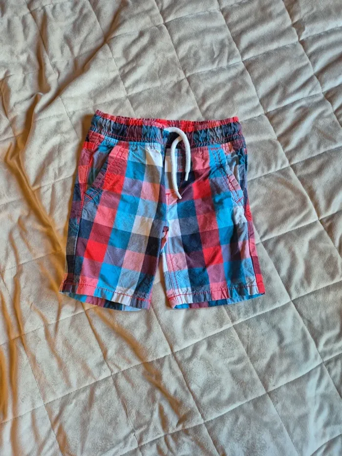 Short à carreaux