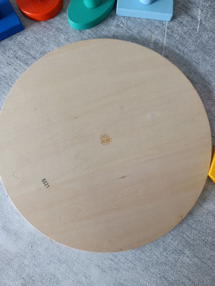 Puzzle en bois avec forme géométrique - photo numéro 3