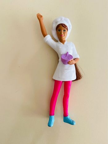 Figurine Barbie Cuisinière