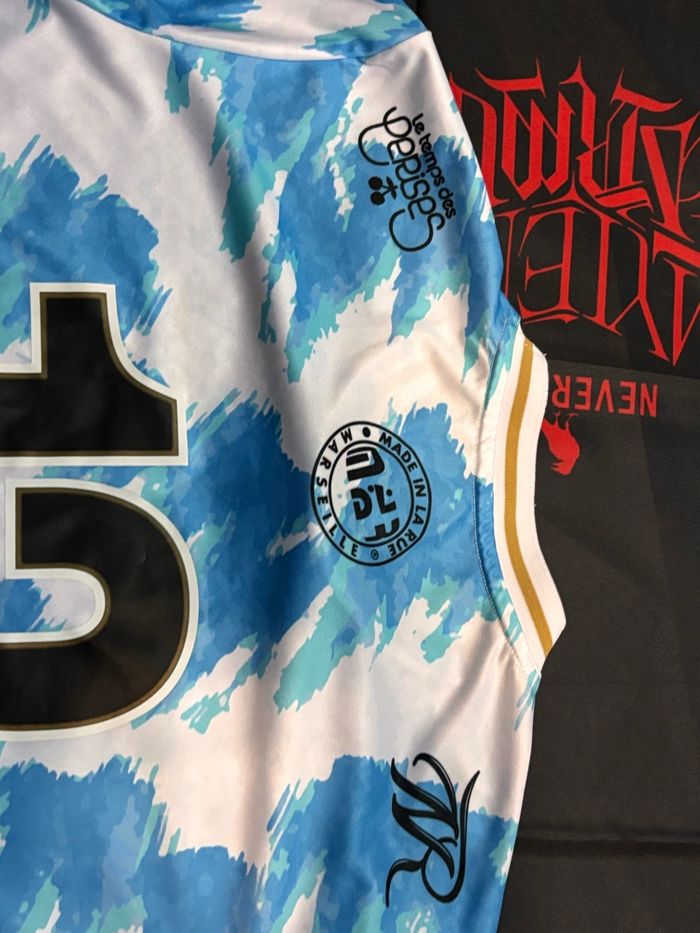 T-shirt organisée - photo numéro 7