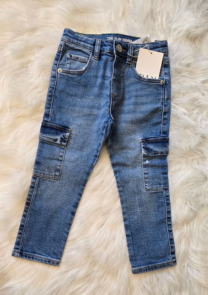 Neufs (non portés)🏷🏷💙😍🤩 ensemble teeshirt et jeans cargo  3 ans garçon 💙😍🤩 - photo numéro 3