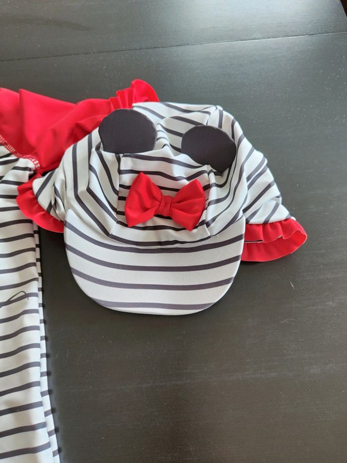 Maillot de bain 1 pièce+ casquette - photo numéro 3