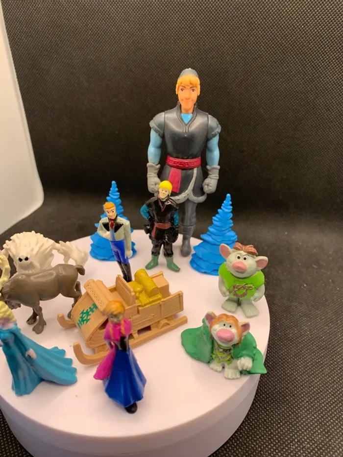 Lot de figurines la reine des neiges - photo numéro 4