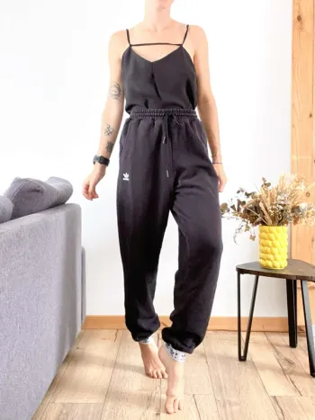 Jogging Adidas en taille S - Très bon état