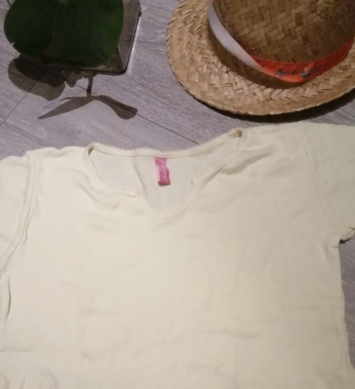 🌸Tee-shirt jaune clair, col brodé taille 14 ans "bking" Neuf - photo numéro 2