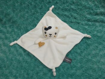 Doudou plat chat/ours, Orchestra, blanc coeur doré 😺 tbe