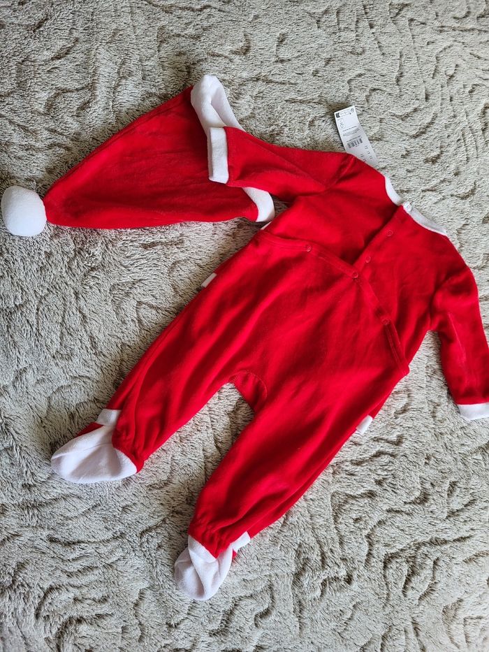 Pyjama velours 6 mois fille avec bonnet NEUF - photo numéro 6