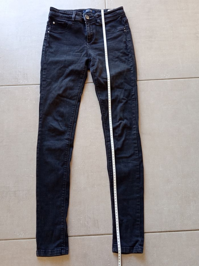 Très beau jean skinny comme neuf noir. - photo numéro 5
