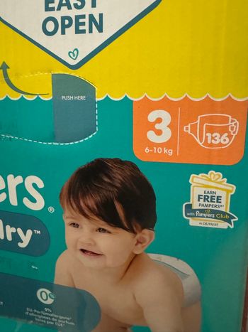 Couches pampers taille 3 babydry