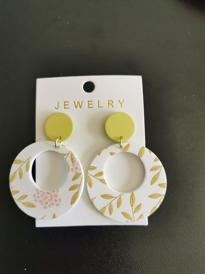 Boucles oreilles