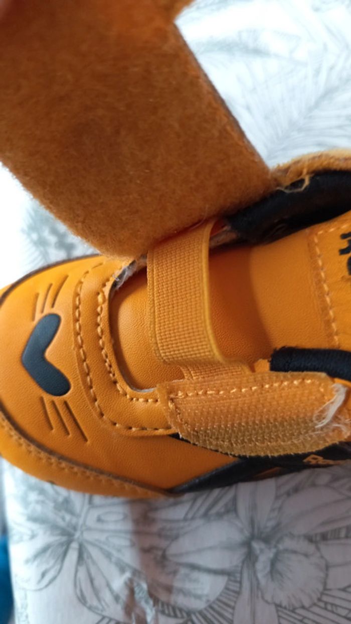 Basket taille 20 neuves - photo numéro 14