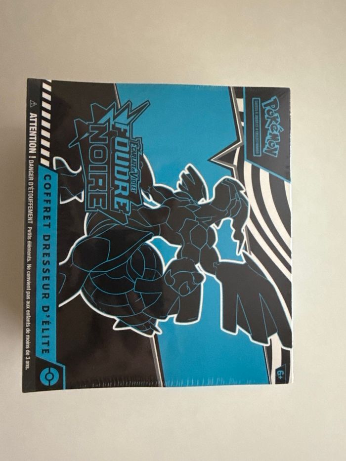 ETB POKÉMON FOUDRE NOIRE