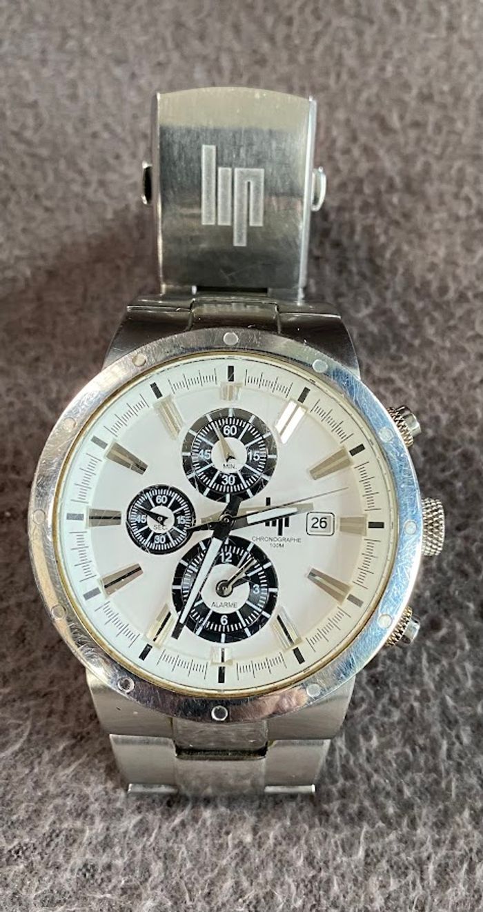 Montre homme acier effet argent étanche 100m - photo numéro 1