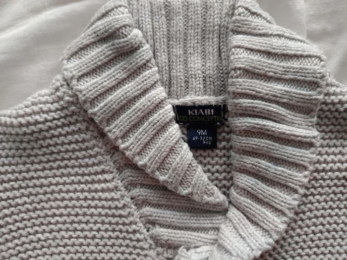 Gilet Kiabi 9m comme neuf - photo numéro 2