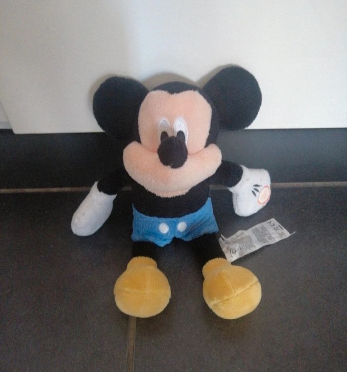 Peluche mickey Disney environ 20 cm