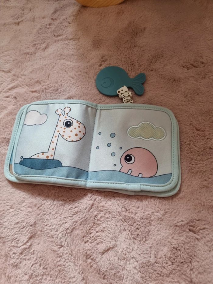 Livre de bain - photo numéro 3