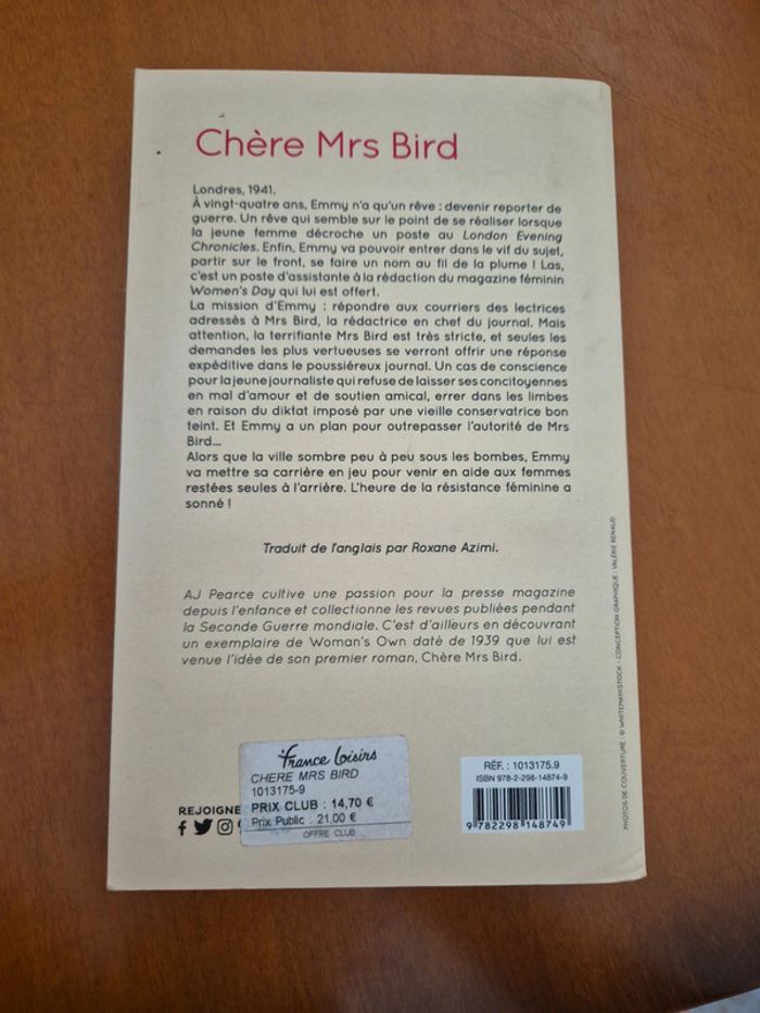 Livre chère mrs bird - photo numéro 2