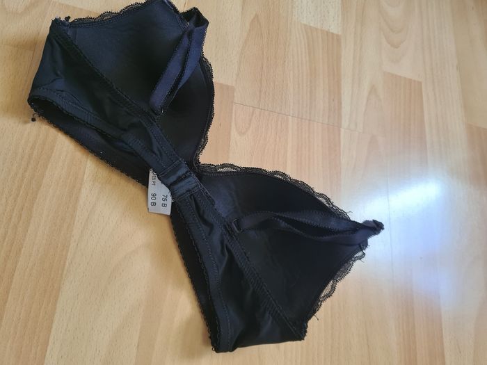 Soutien gorge noir / Taille 75B - photo numéro 2