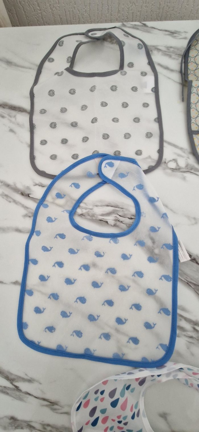 Lot de 5 bavoirs - photo numéro 4