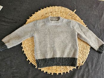 Pull 4/5 ans tricoté main 