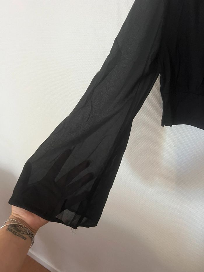 Blouse noire manches transparentes - photo numéro 2