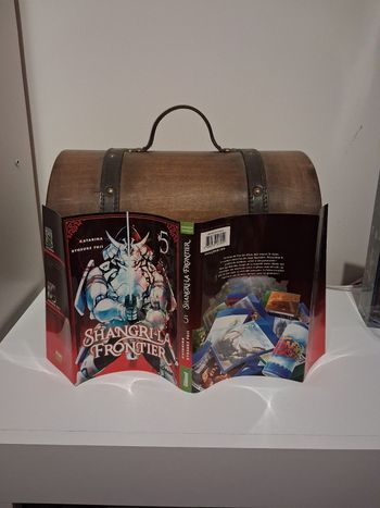 Jaquette manga Shangri La Frontier tome 5 collector jaquette alternative Fnac édition limitée