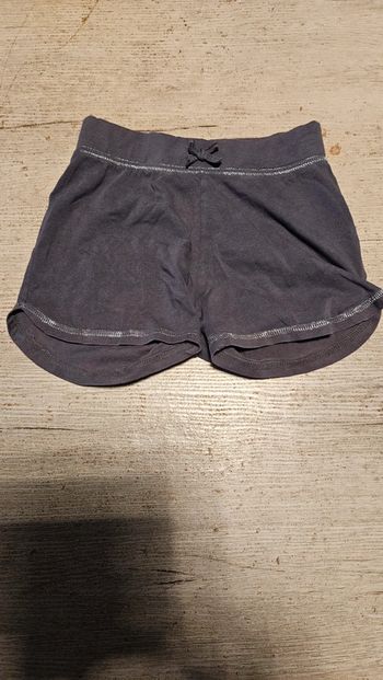 Short grid avec couture apparente, Hete + There, C&A, 158 (12 ans)