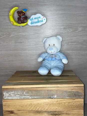 NOC621 doudou ours 🐻 nicotoy