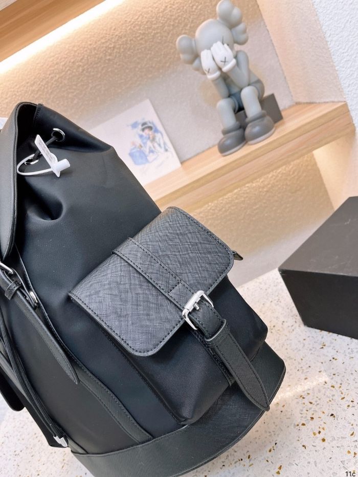 prada - photo numéro 3