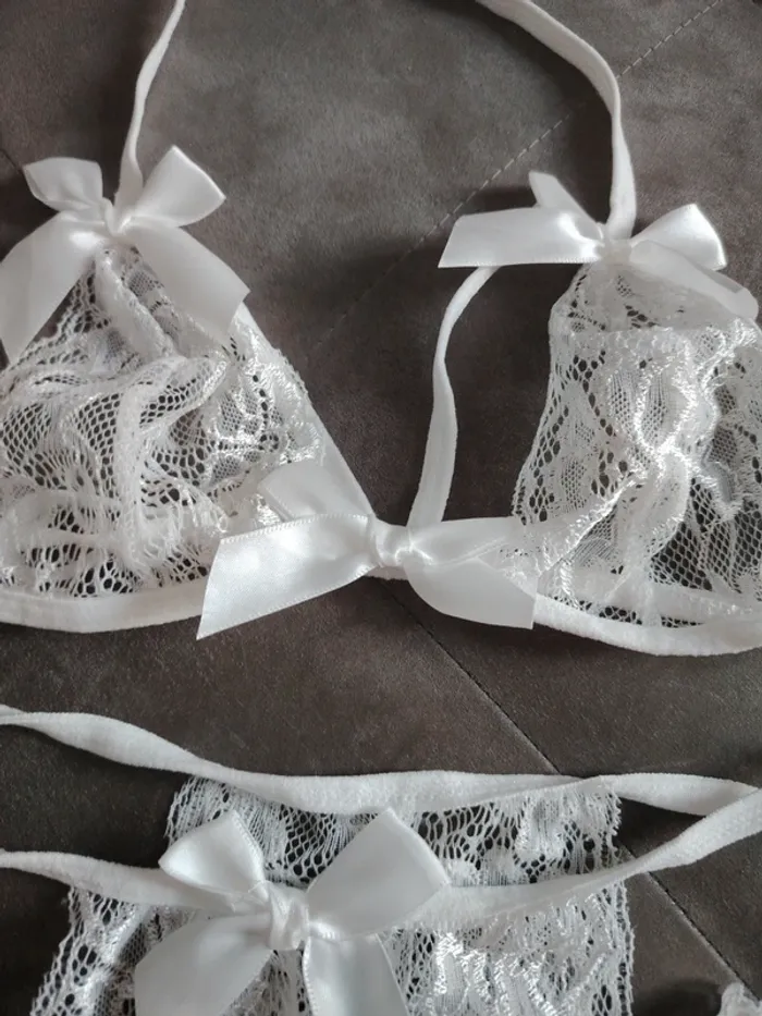 Ensemble lingerie sexy blanc - photo numéro 4