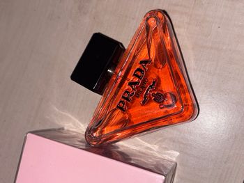 Parfum neuf prada paradoxe 60€ 