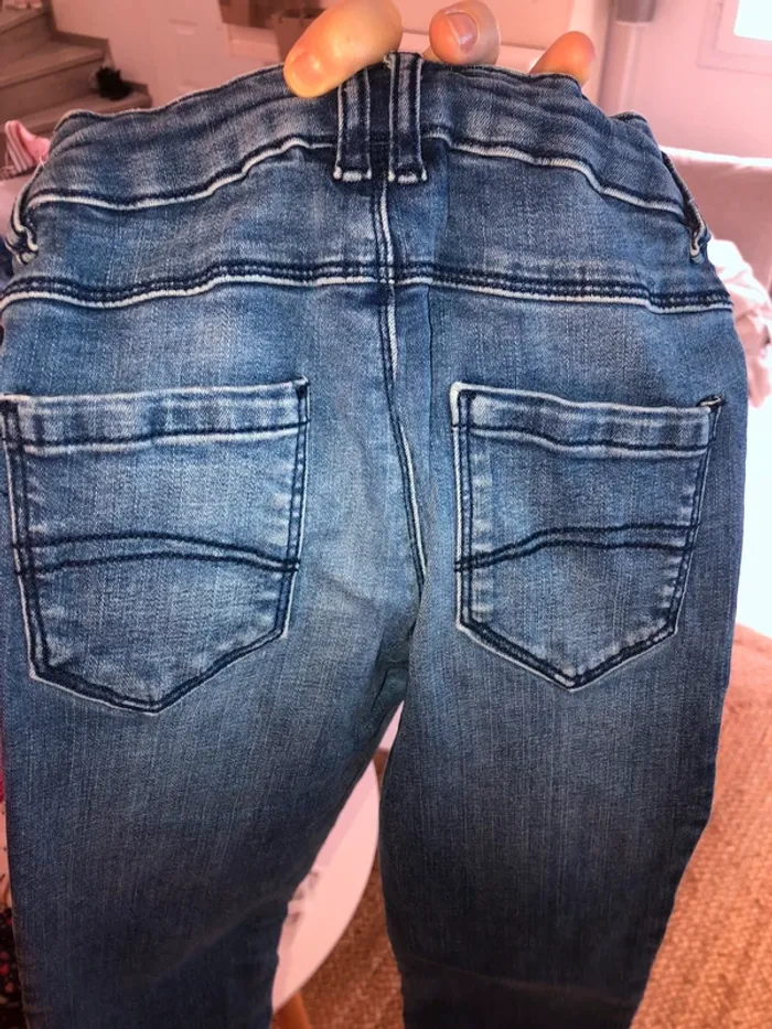 Jeans tape à l’œil 7 ans - photo numéro 4
